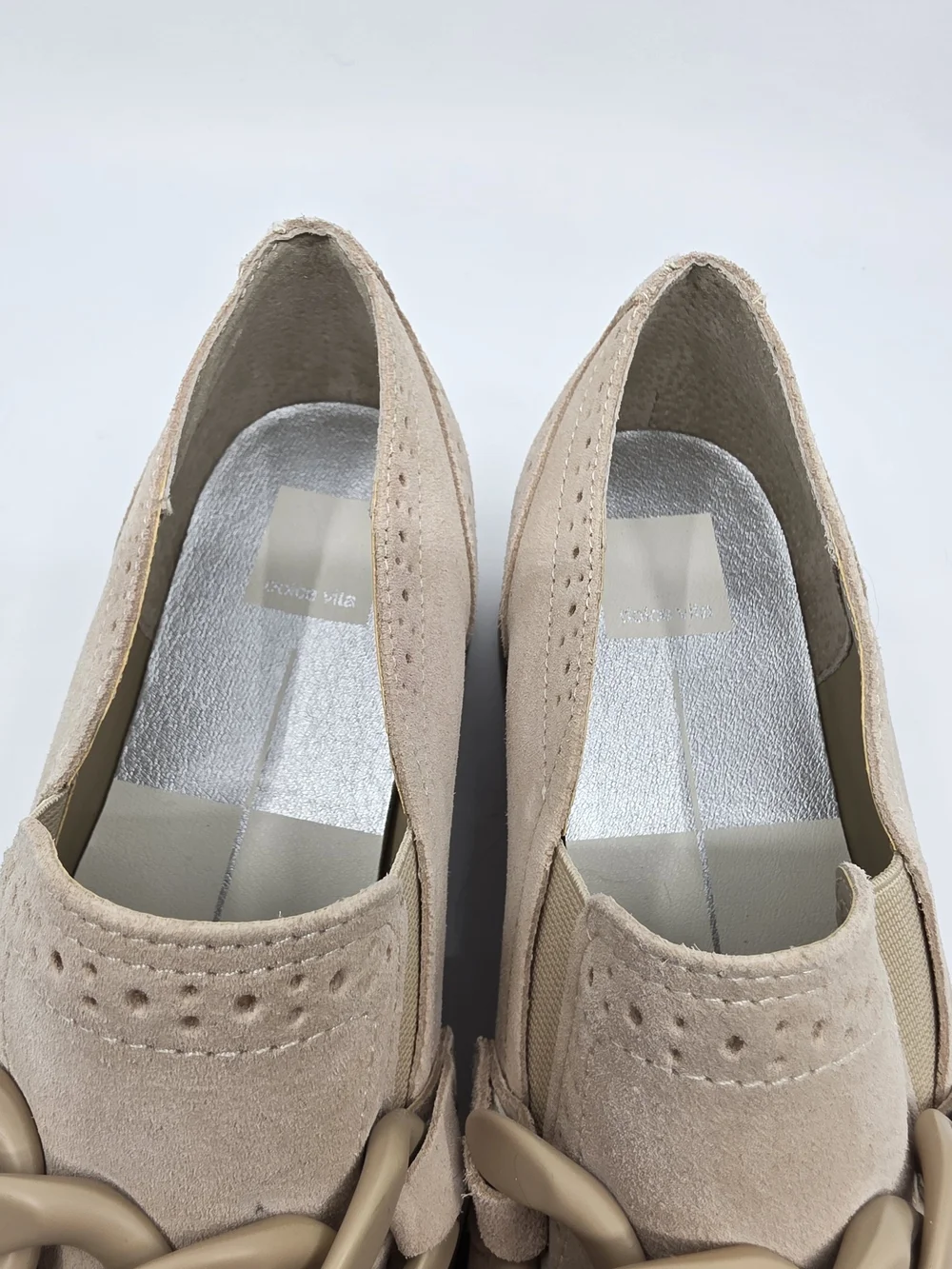 Dolce Vita Women’s Slip-On Platform Loafer in Taupe with Chain Accent, NWOT, 10